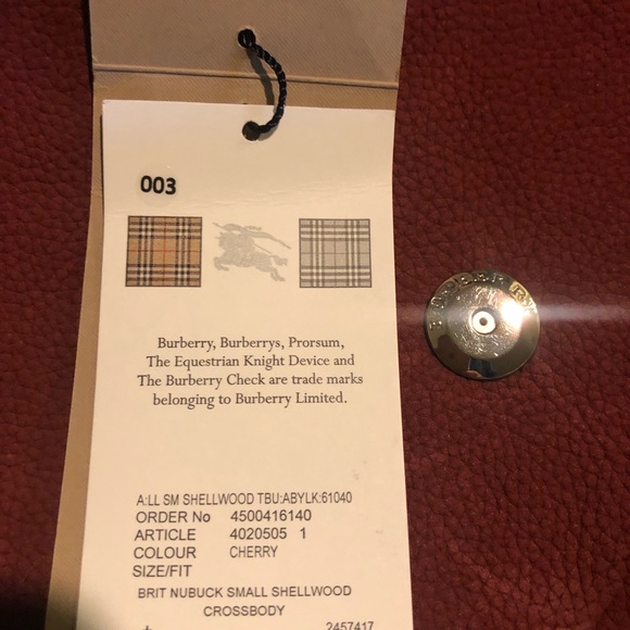 Burberry - Picture 3 of 7